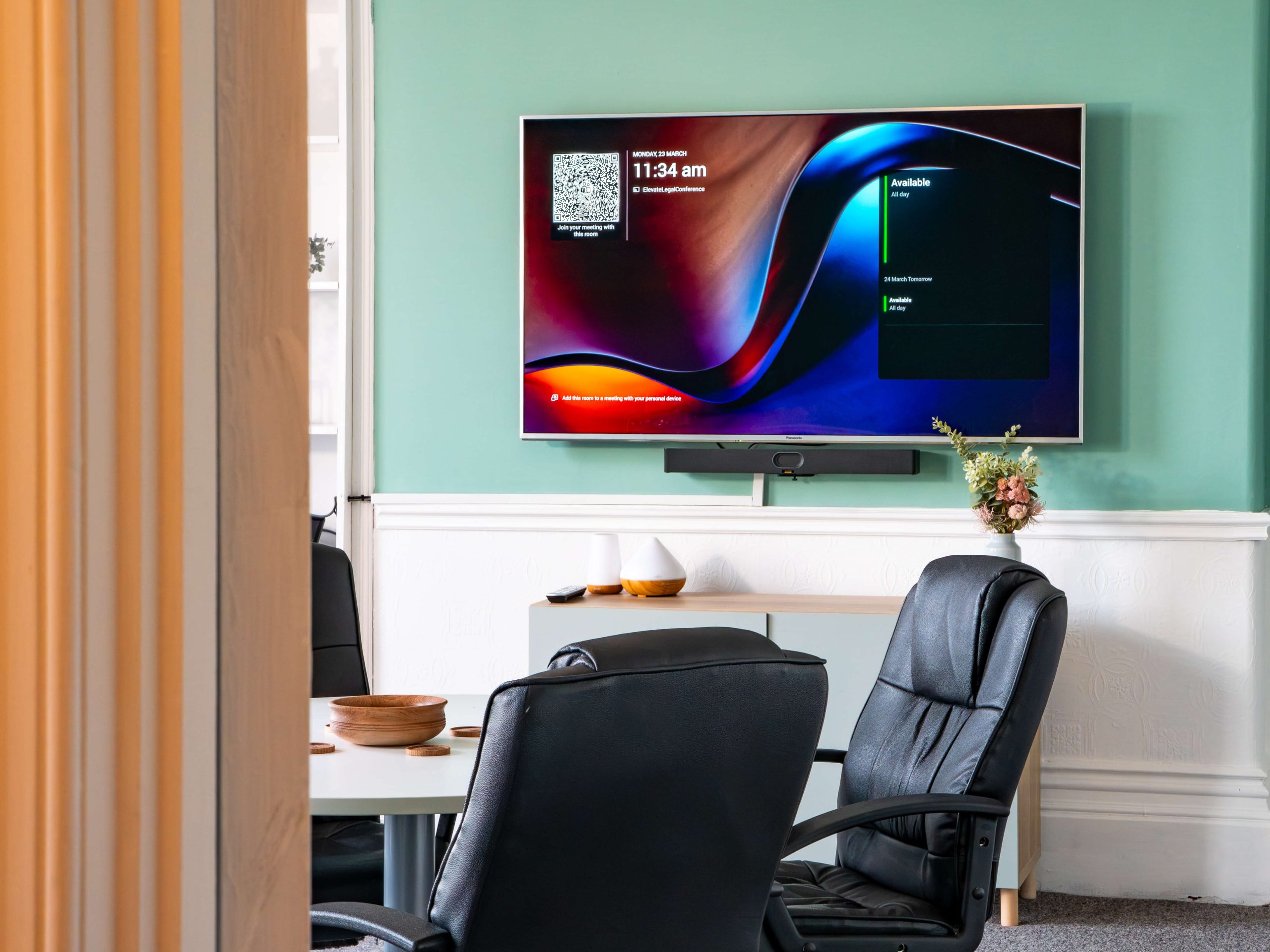 Client meeting room with a team room we installed